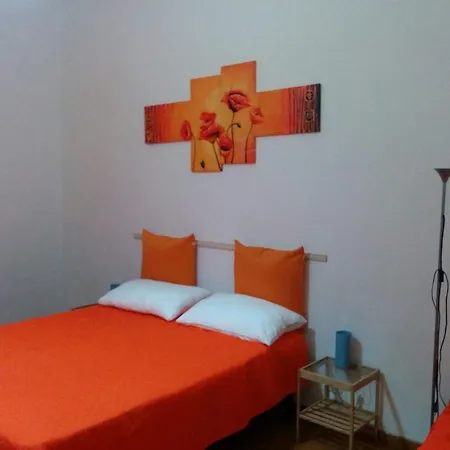 Rooms In Trastevere